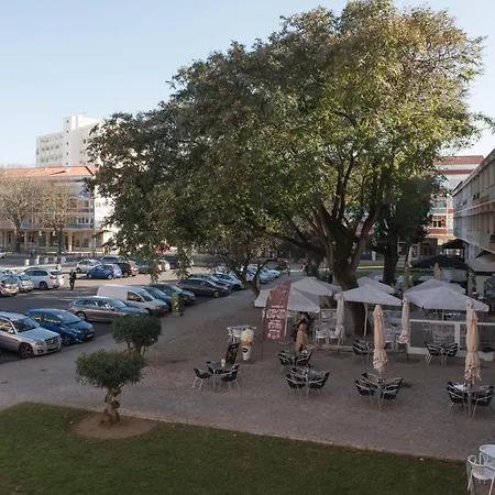 Apartamento Inesquecível Na De Carcavelos (Lisbon)